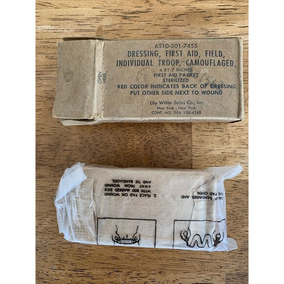 VIETNAM ERA Field Dressing 4"x7" 6510-201-7455 Lily White Sales Co‎ Inc - Picture 4 of 4